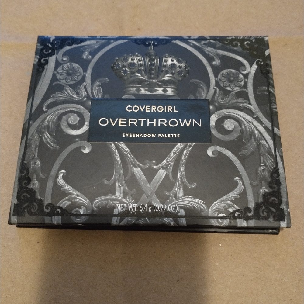 COVERGIRL Overthrown Eyeshadow